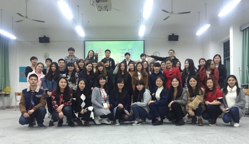 毕业生欢送会.JPG