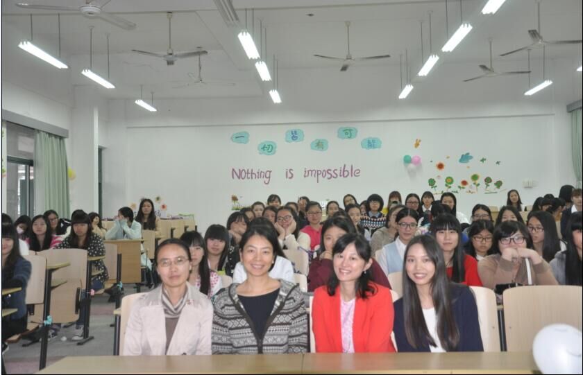 福州乐加培训机构校长于磊老师与我专业学生老师合影.jpg