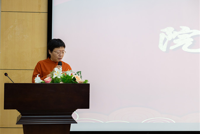 1.院长任建红致辞_副本.jpg