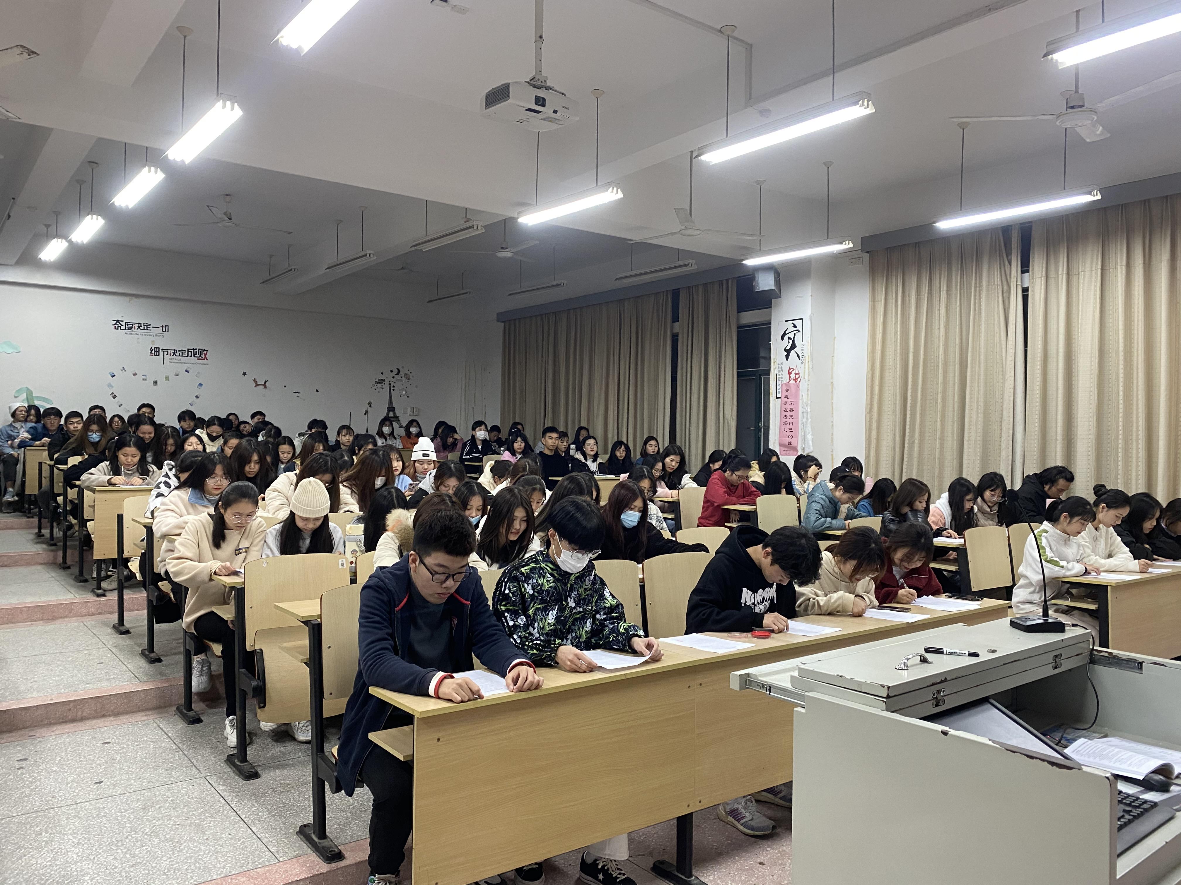 IMG_2412_爱奇艺.jpg