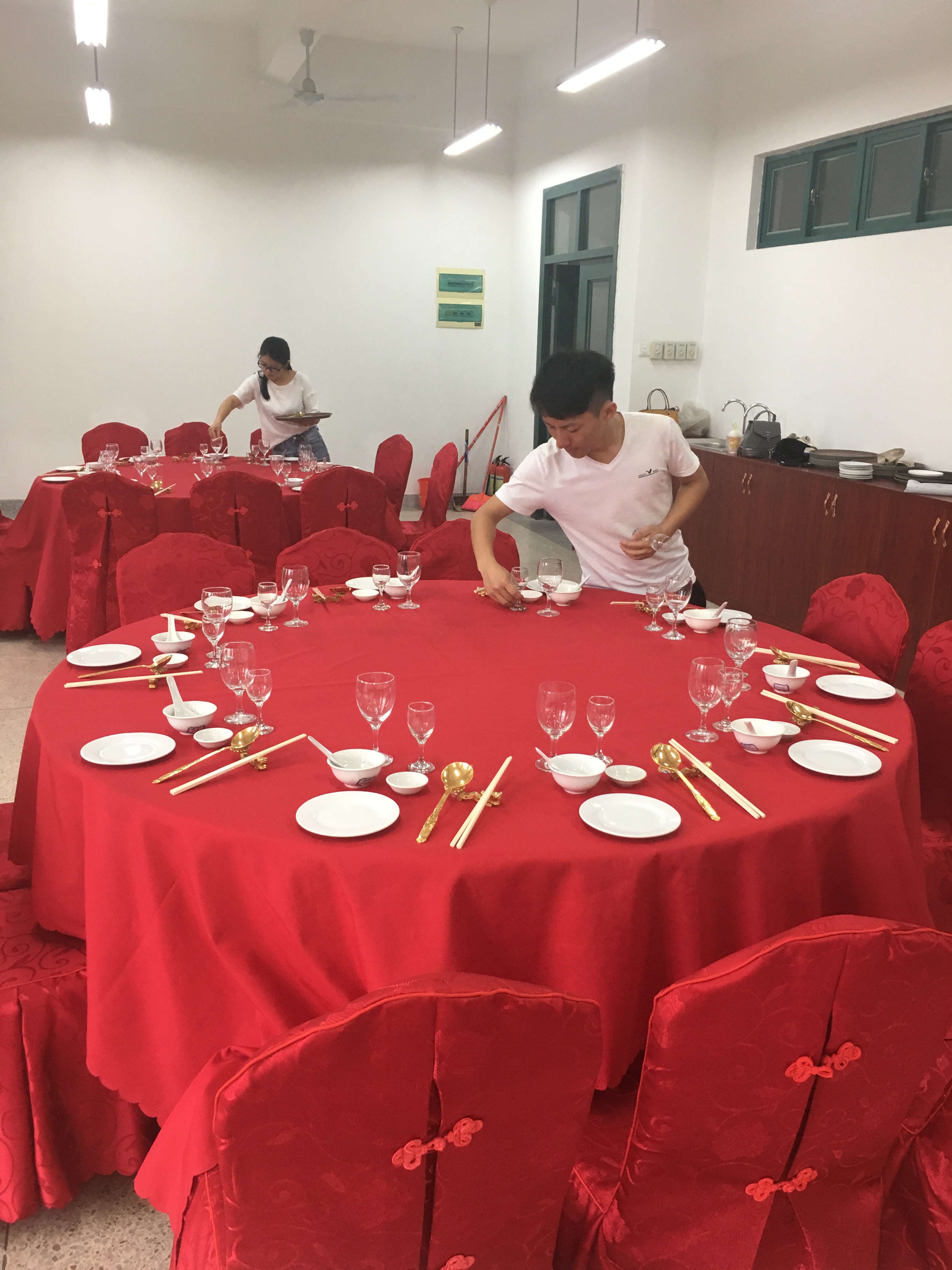 中餐摆台技能展示.JPG