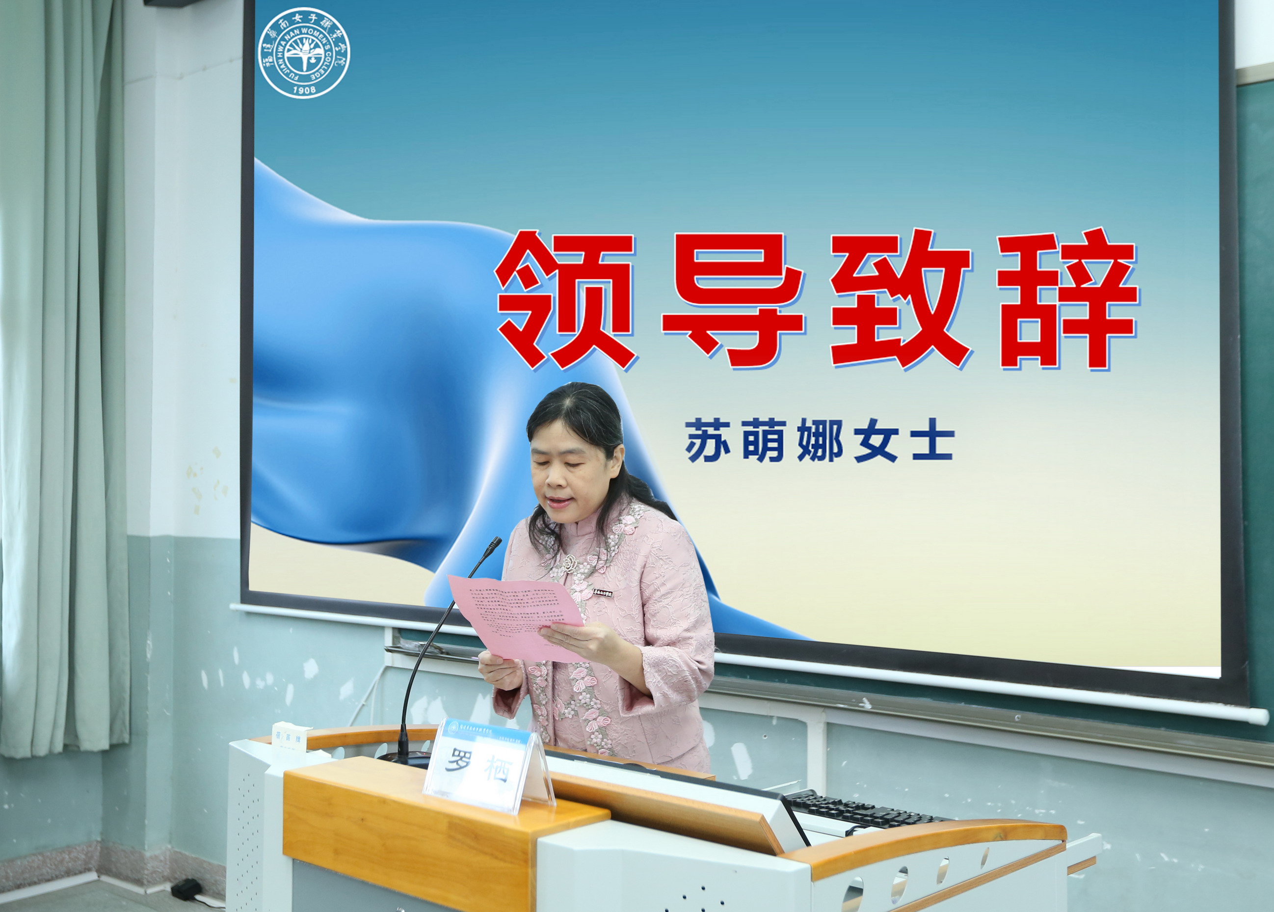 dcac8244c38572af326bf1b3c880b2e1.jpg