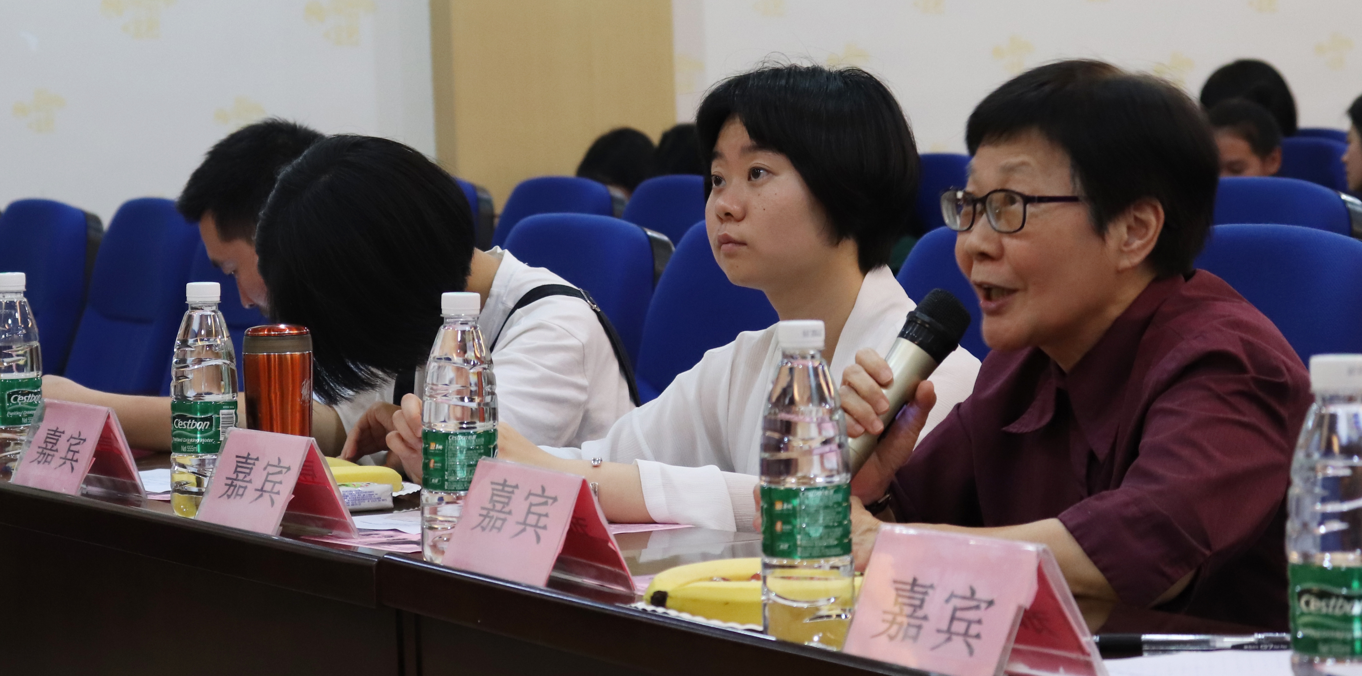 评委点评_WPS图片 哈哈.jpg